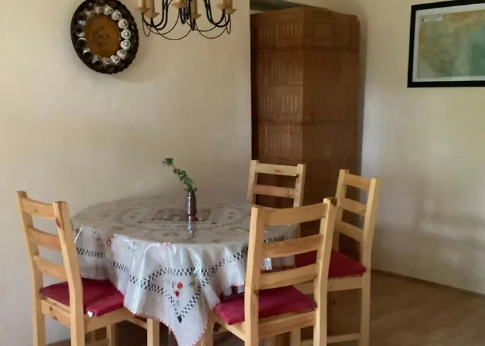 דירה Kisszoeloe Szolosgyorok